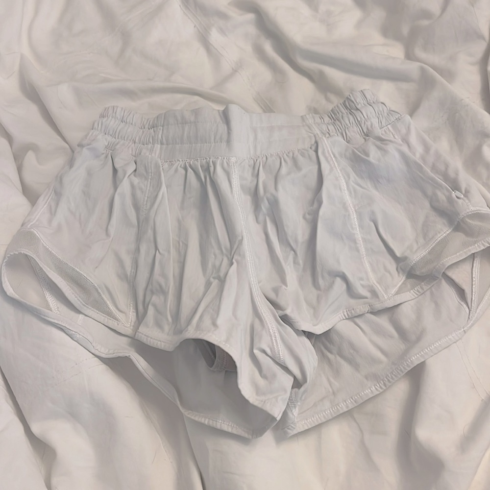 White lululemon hotty hot shorts